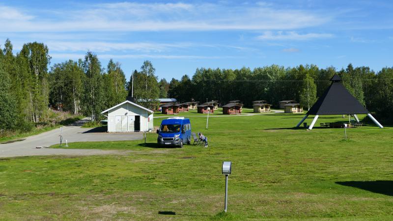 Wohnmobil Campingplatz Sodankylä Lappland Herbstfärbung